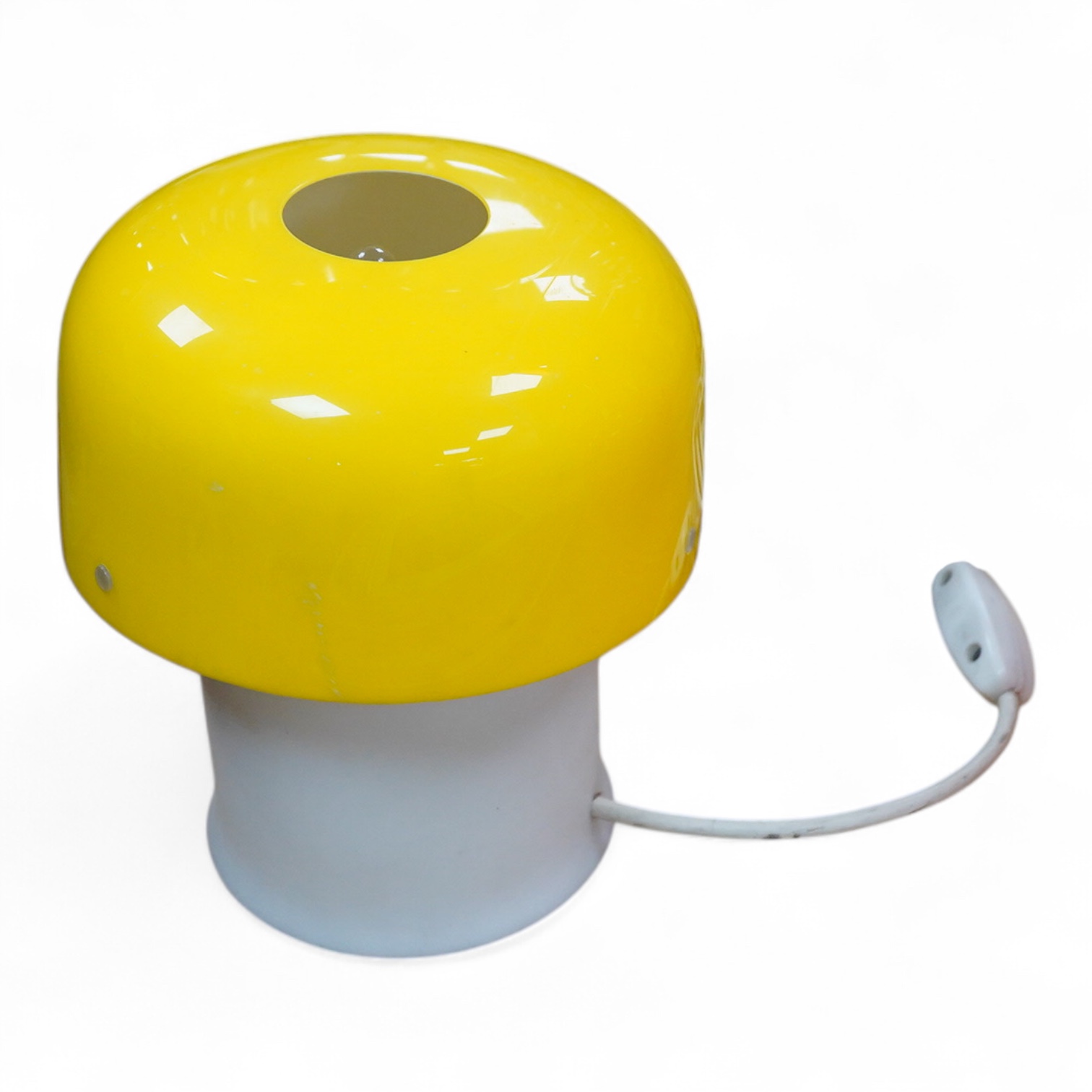 A 1970s yellow mushroom table lamp by Luigi Lassoni for Guzzini, 19cm